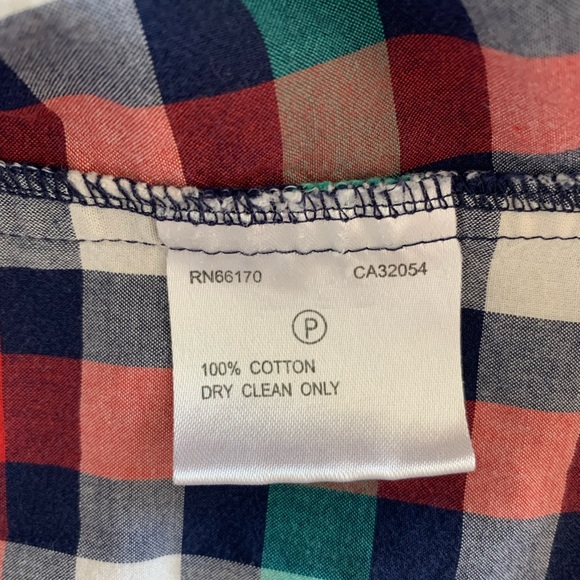 Women’s button up top - Picture 3 of 5